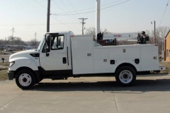 images of service truck