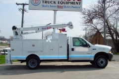 images of service truck